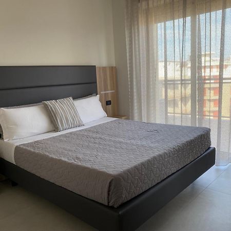Hotel Londra Milano Marittima Esterno foto