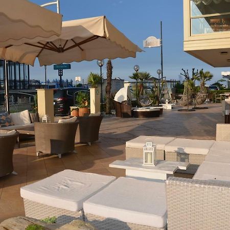 Hotel Londra Milano Marittima Esterno foto