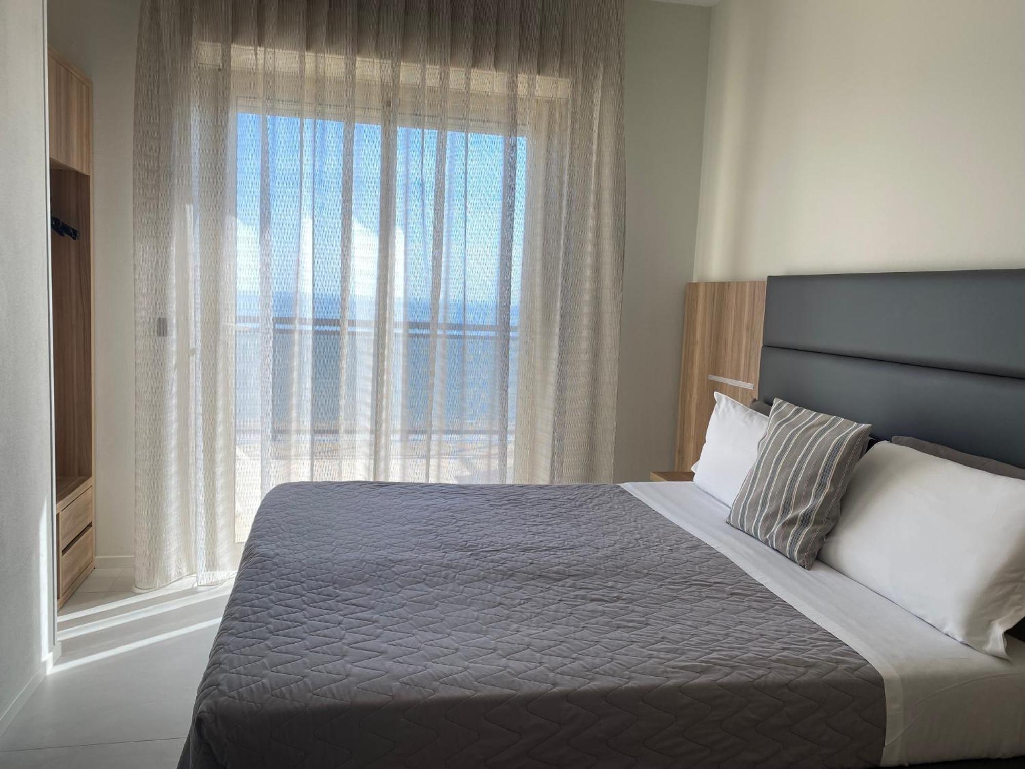 Hotel Londra Milano Marittima Esterno foto