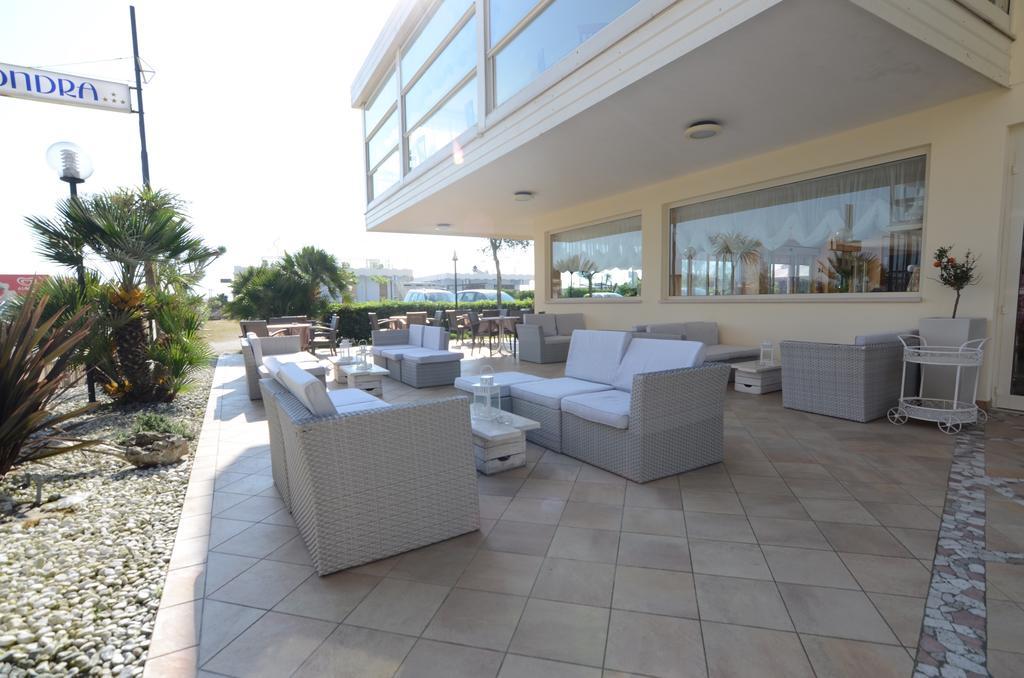Hotel Londra Milano Marittima Esterno foto