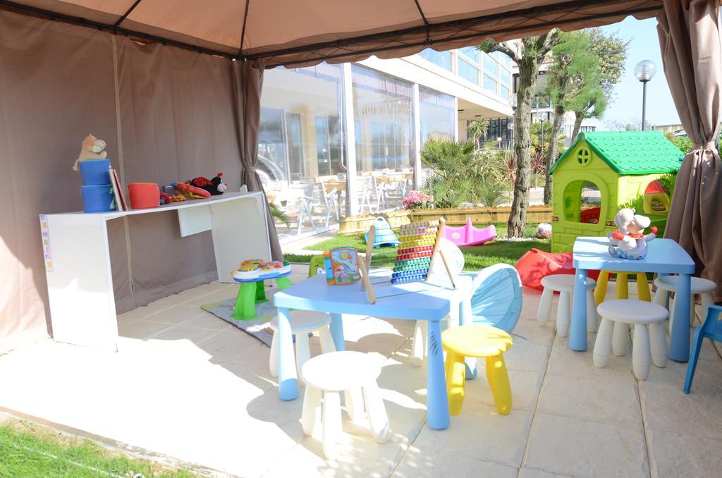 Hotel Londra Milano Marittima Esterno foto