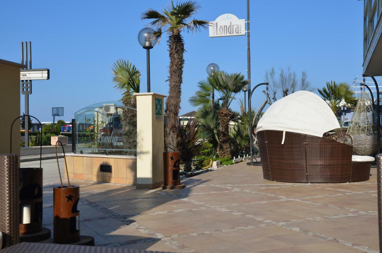 Hotel Londra Milano Marittima Esterno foto